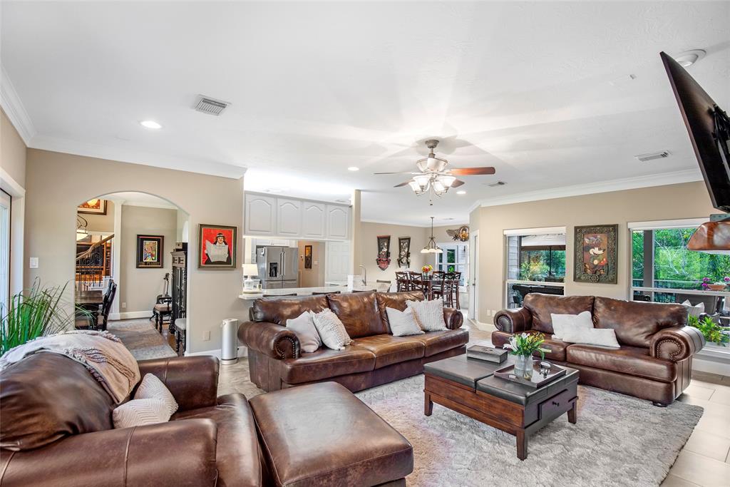 3315 E Bayou Drive