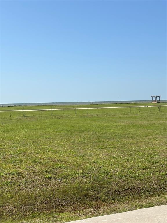 583 Annabelle Drive, Gilchrist, Texas image 12