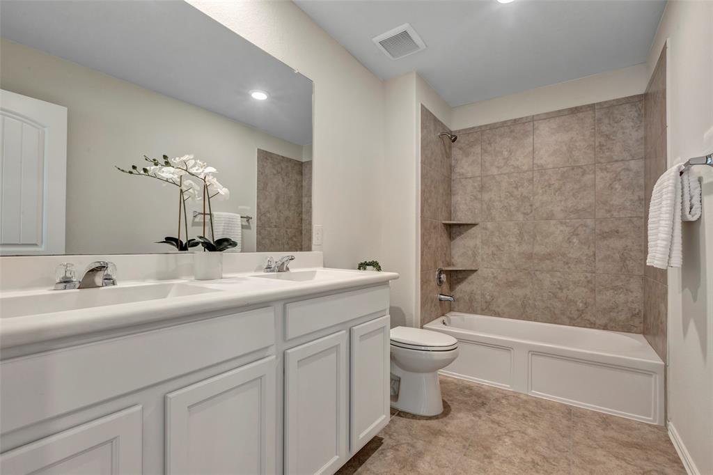 28024 Dove Chase Drive, Spring, Texas image 23