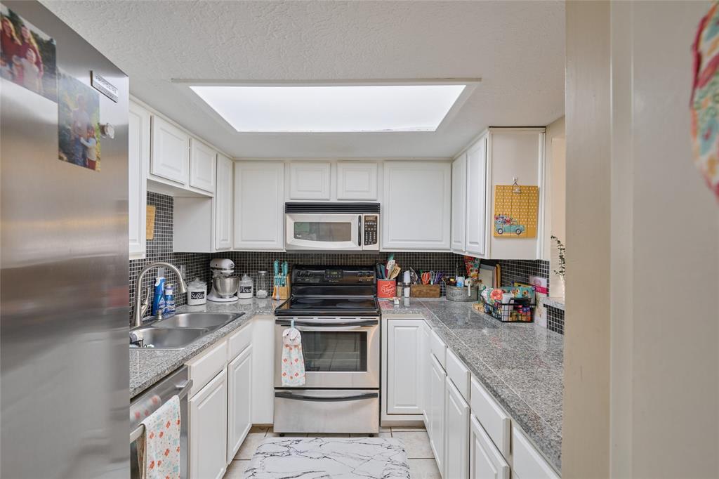 39 Regency Point, Montgomery, Texas image 27