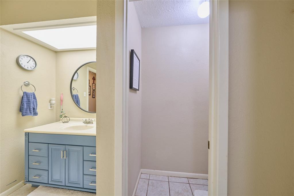 39 Regency Point, Montgomery, Texas image 17