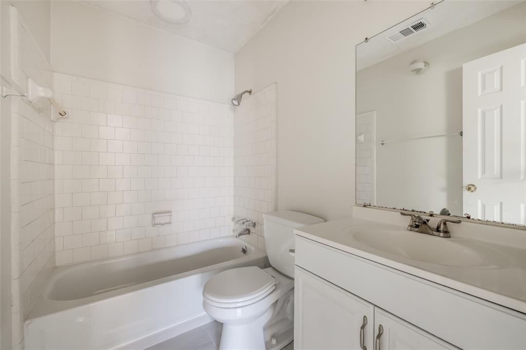 13910 Blue Falls Drive, Sugar Land, Texas image 18