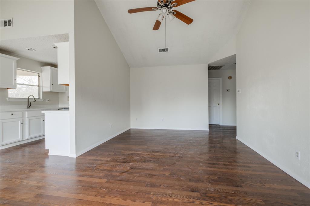 13910 Blue Falls Drive, Sugar Land, Texas image 6