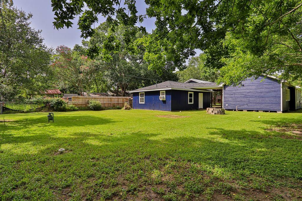 207 Edens Avenue, League City, Texas image 35