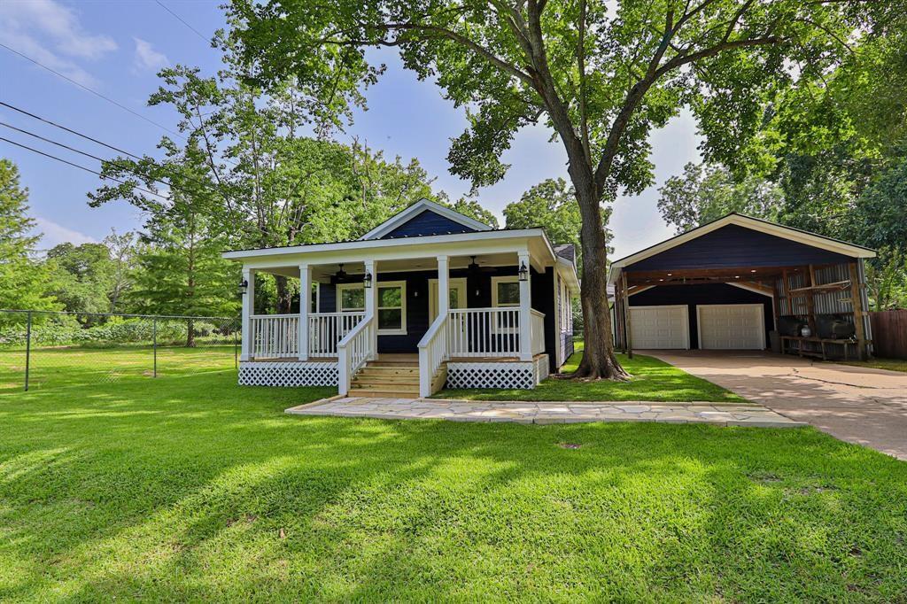 207 Edens Avenue, League City, Texas image 1