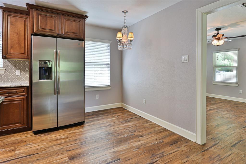 207 Edens Avenue, League City, Texas image 14