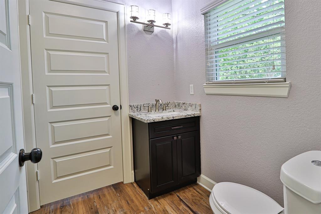 207 Edens Avenue, League City, Texas image 23