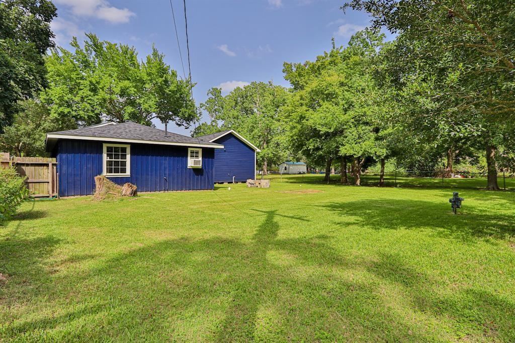 207 Edens Avenue, League City, Texas image 36