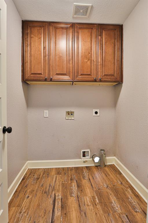 207 Edens Avenue, League City, Texas image 28