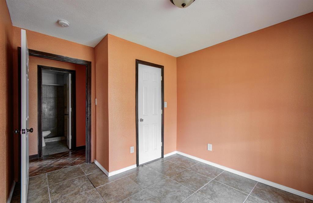 2180 County Road 3434, Cleveland, Texas image 21