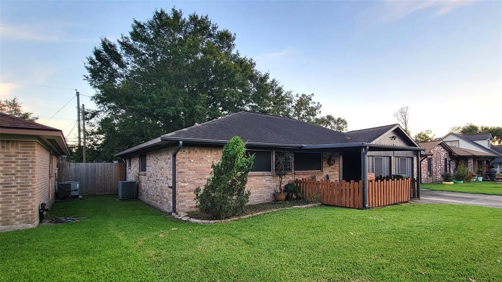 4914 Mistletoe Road, Pasadena, Texas image 6