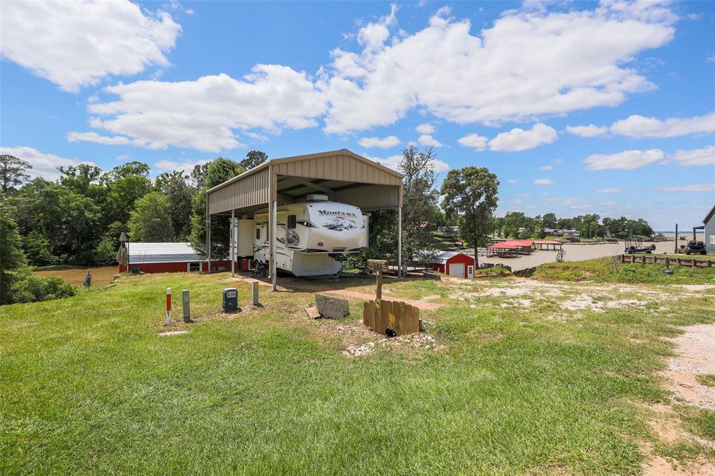 341 Coco Loop