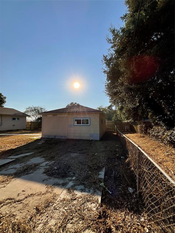 2519 Maple Street, Liberty, Texas image 39