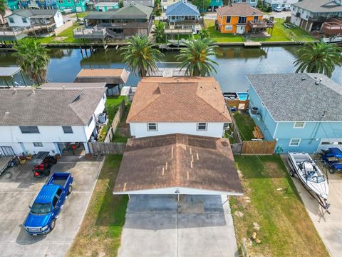 A home in Bayou Vista