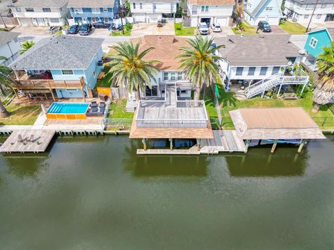 A home in Bayou Vista