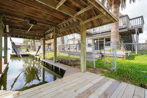 A home in Bayou Vista