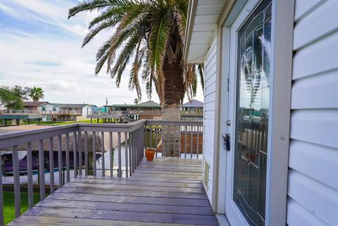 A home in Bayou Vista