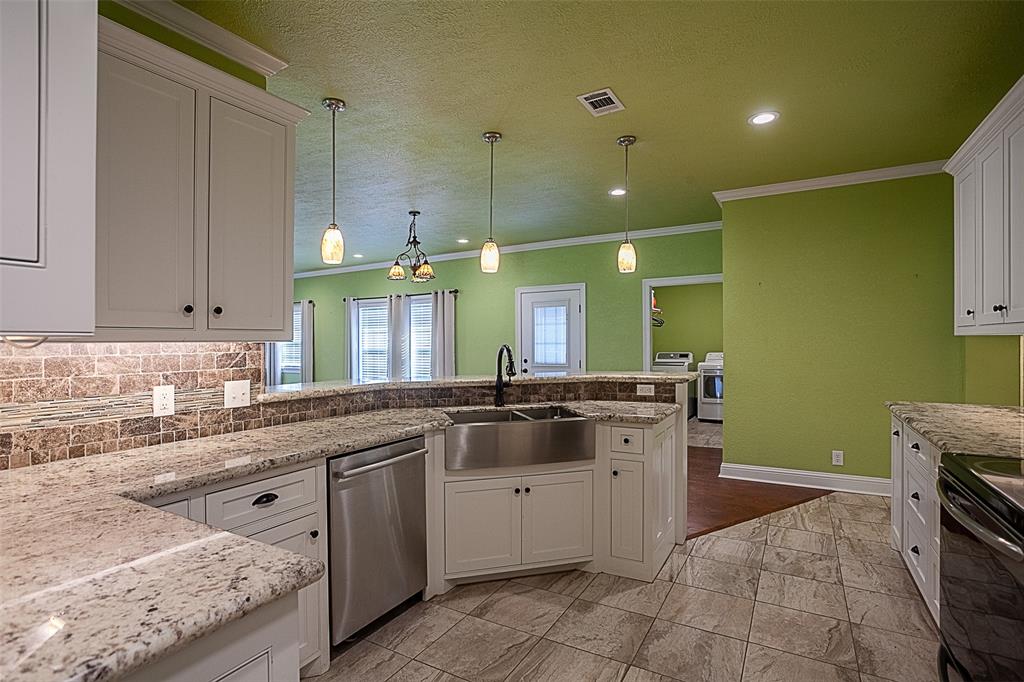 105 Houston Street, Newton, Texas image 26