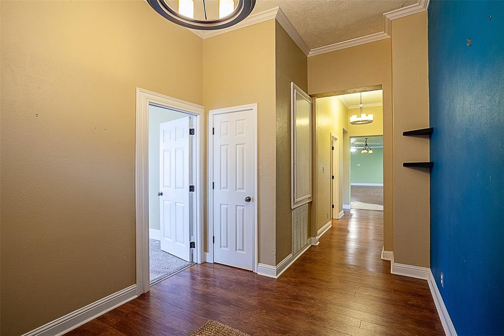 105 Houston Street, Newton, Texas image 9