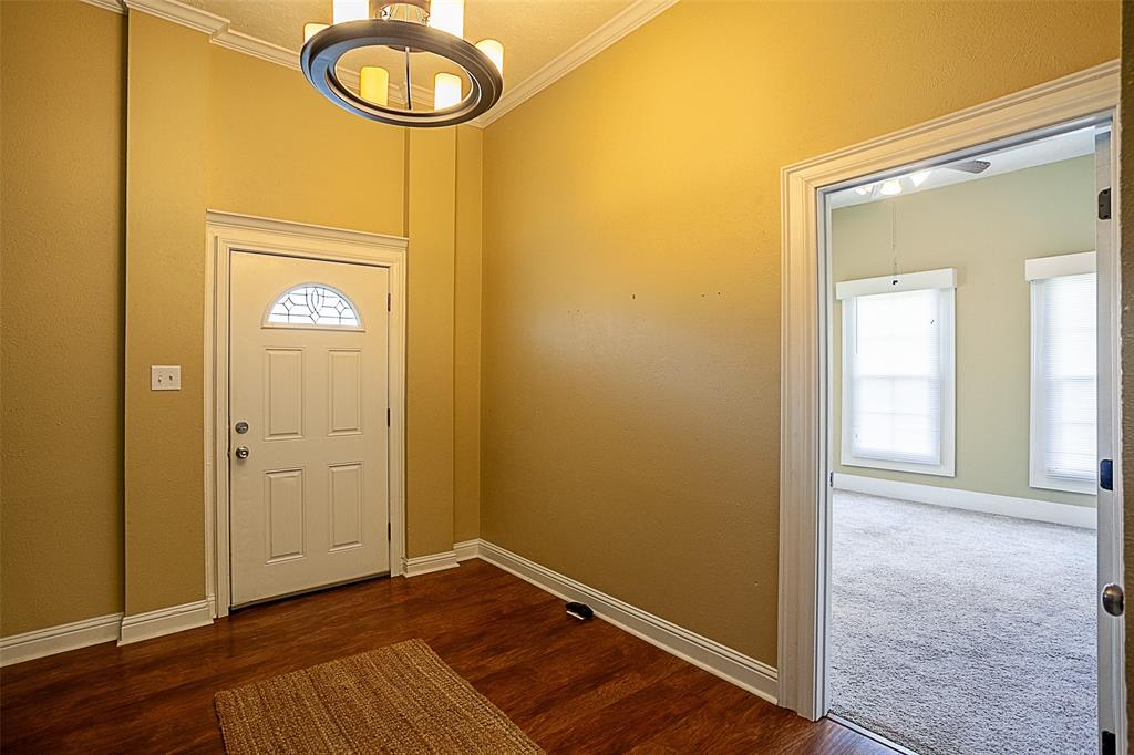 105 Houston Street, Newton, Texas image 8