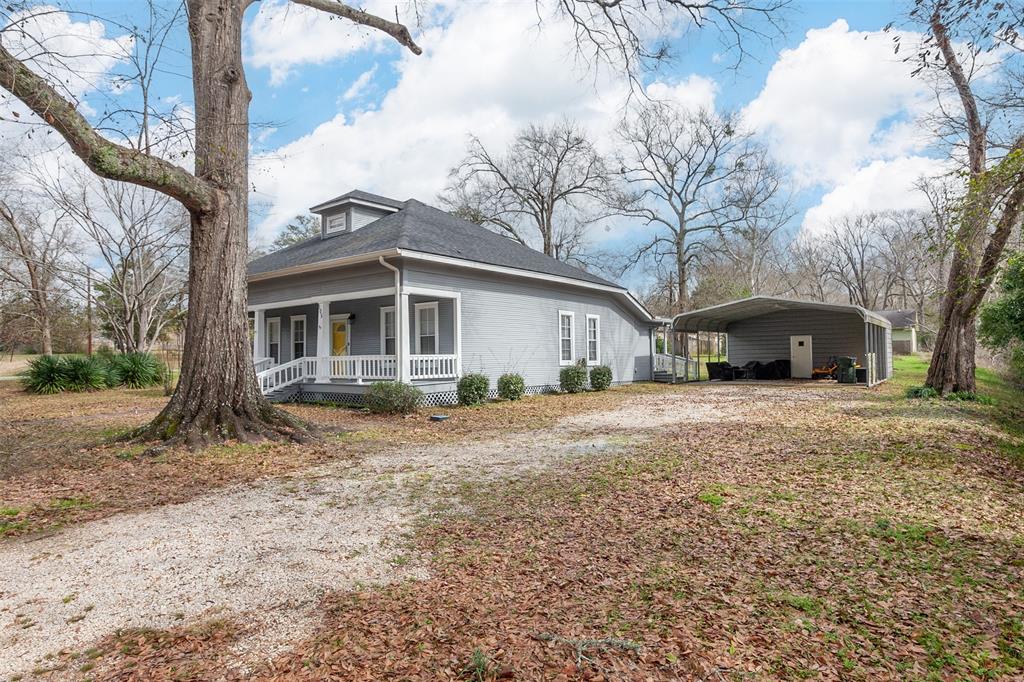 105 Houston Street, Newton, Texas image 2