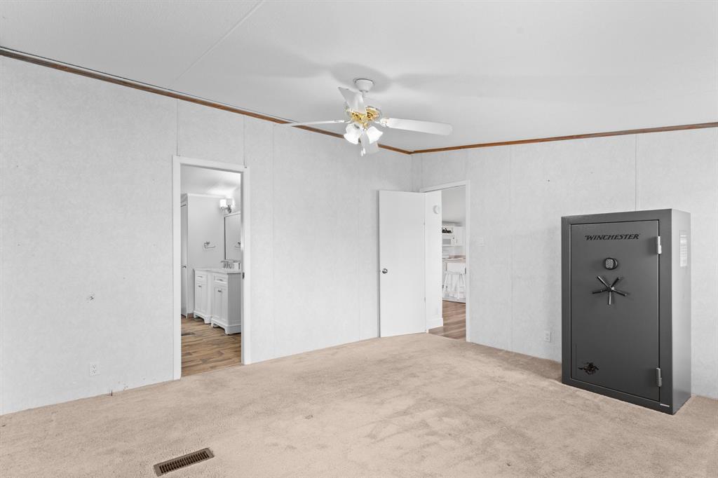 10 Cogans Grove, Huntsville, Texas image 14