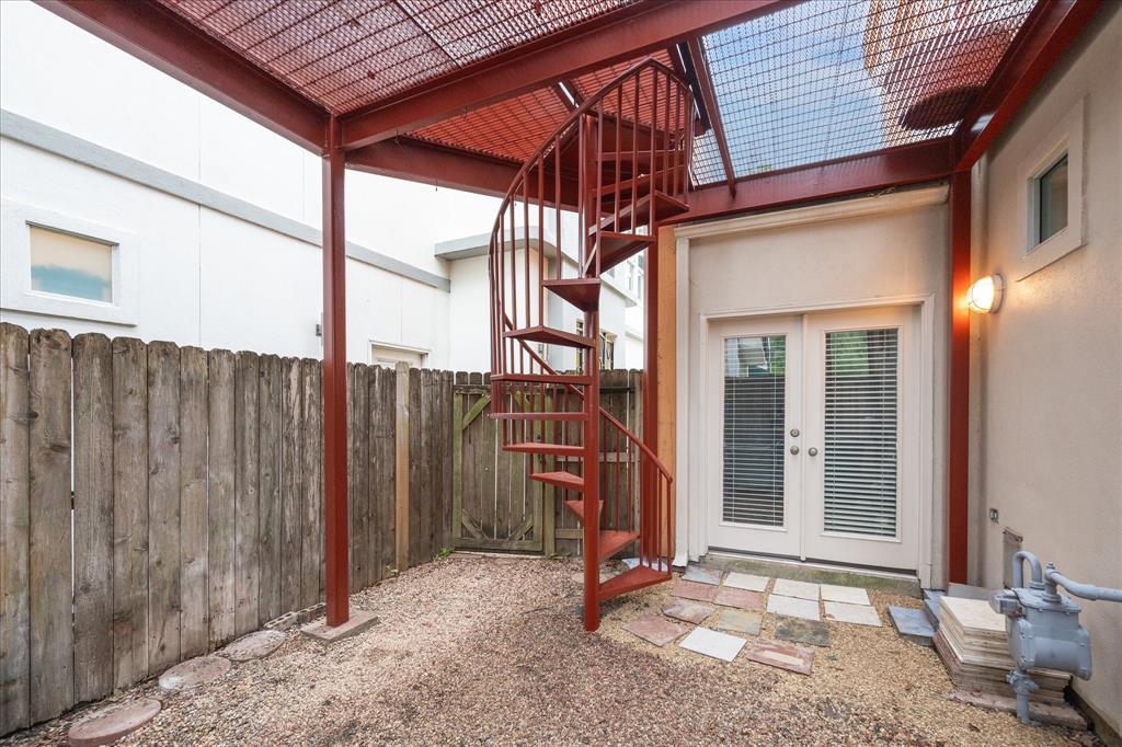 1324 Fairview Avenue, Houston, Texas image 23