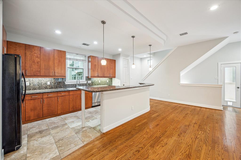 1324 Fairview Avenue, Houston, Texas image 4