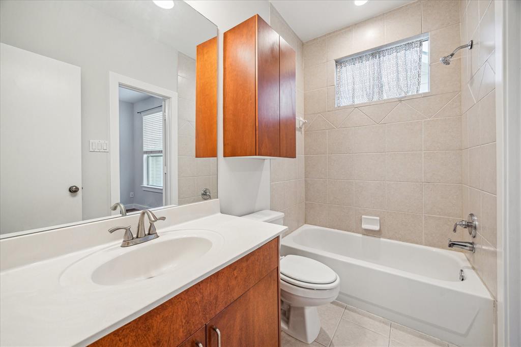 1324 Fairview Avenue, Houston, Texas image 21