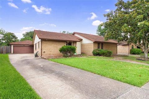 Single Family Residence in Pasadena TX 4407 Yosemite Drive.jpg