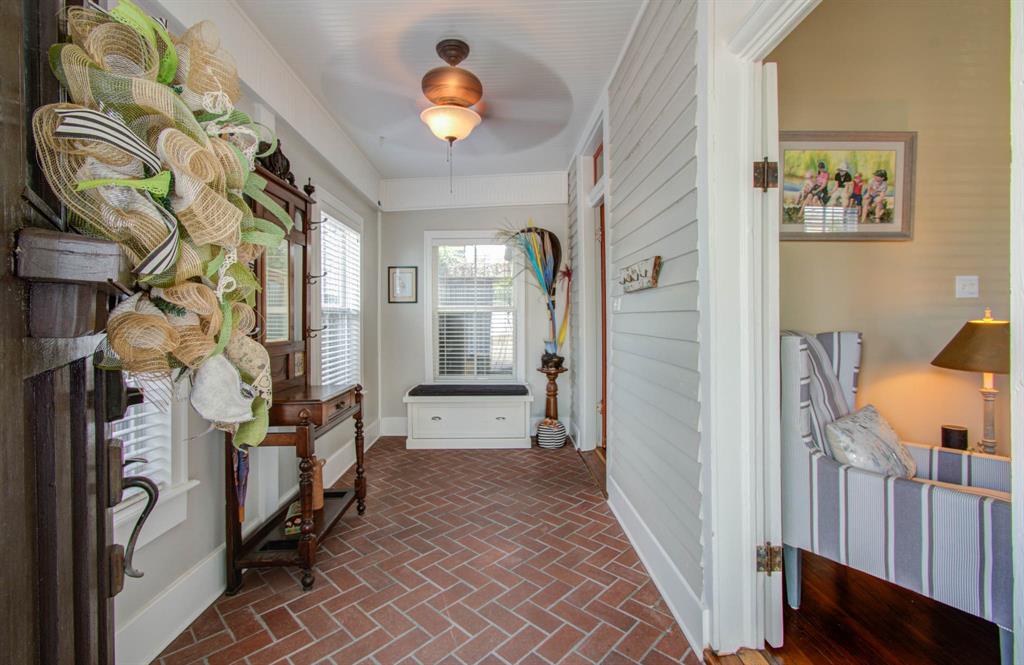 511 16th Street, Galveston, Texas image 3