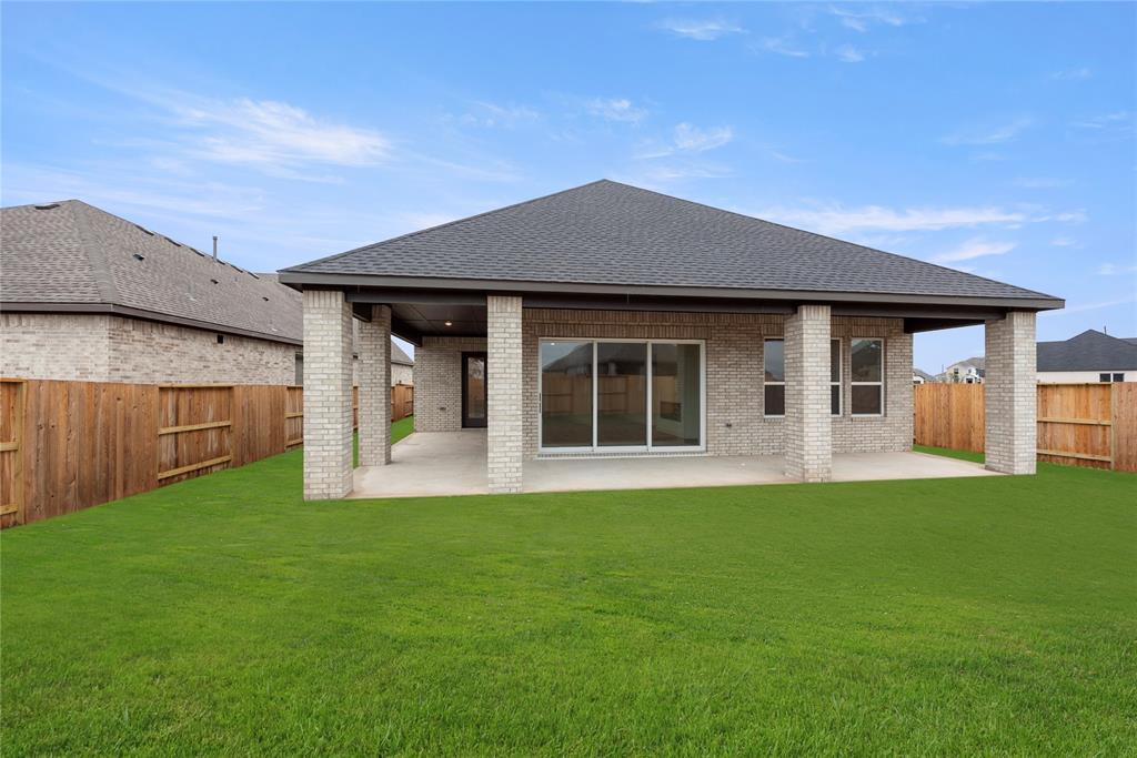5311 Dream Court, Manvel, Texas image 8