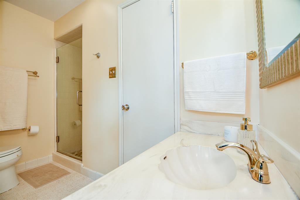 6415 Olympia Drive #143, Houston, Texas image 33