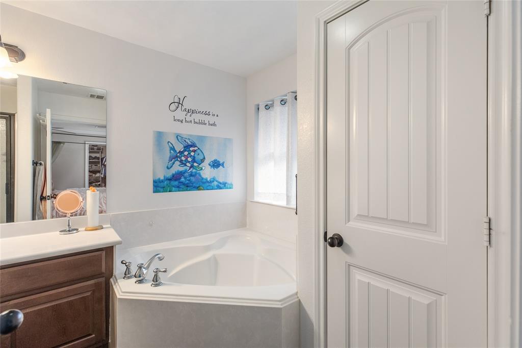 917 Emerald Dove Avenue, College Station, Texas image 19