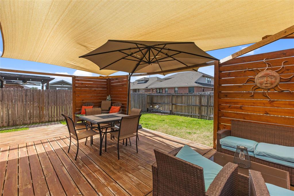 917 Emerald Dove Avenue, College Station, Texas image 5
