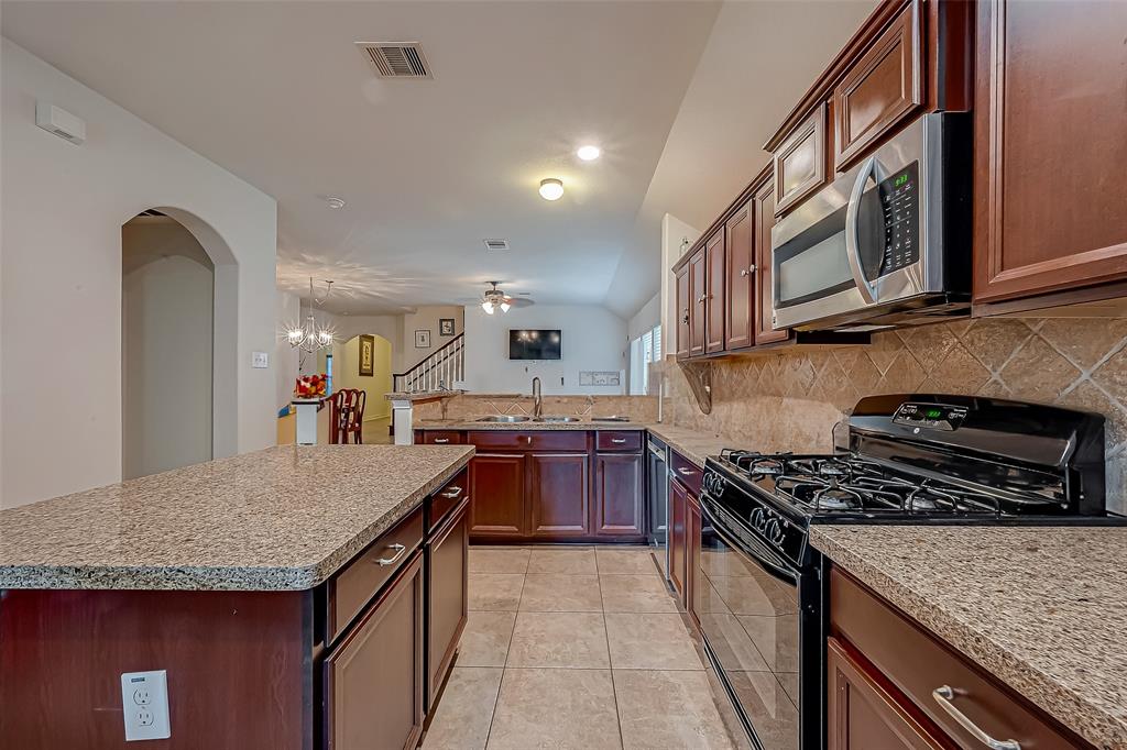 10144 Hidden Creek Falls Lane, Brookshire, Texas image 13