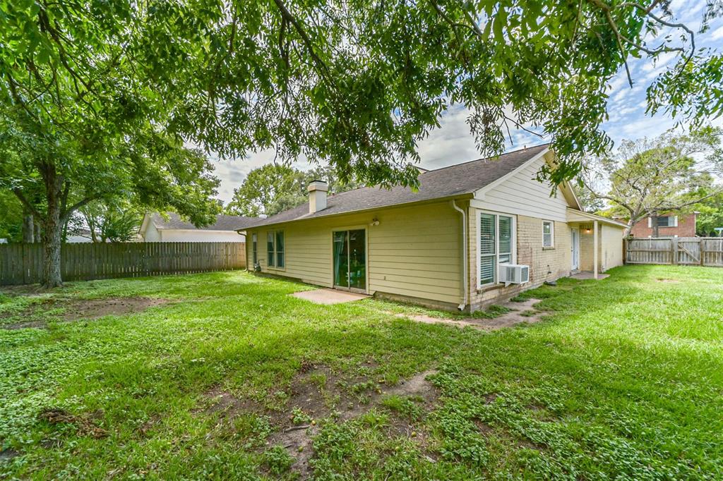 2122 Clemson Drive, Katy, Texas image 20