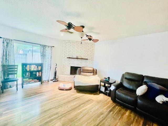 2122 Clemson Drive, Katy, Texas image 7