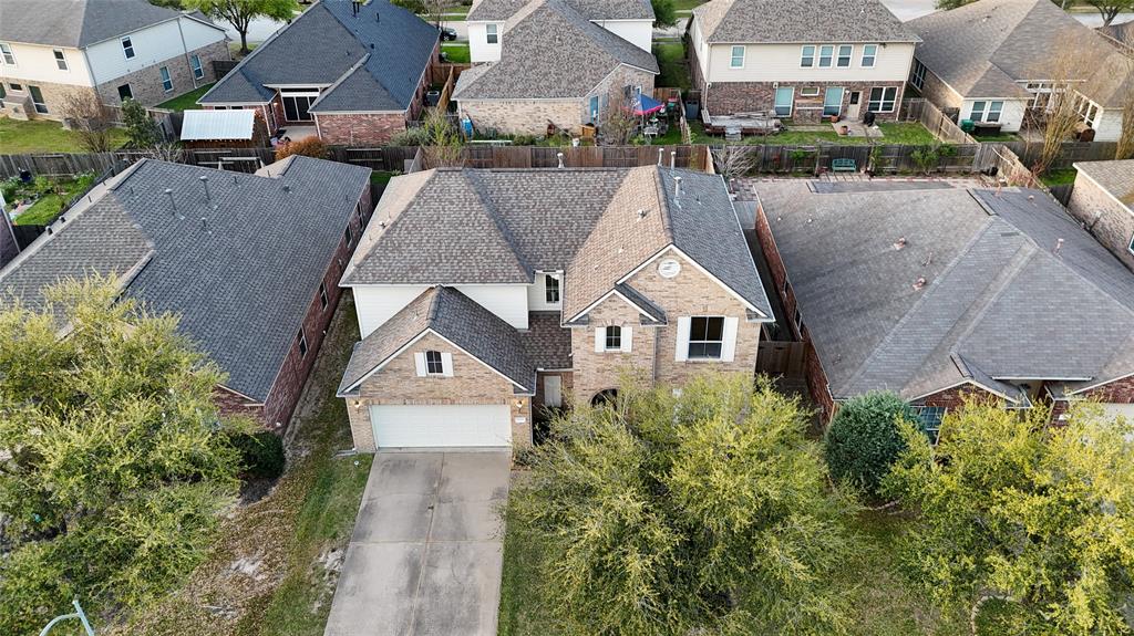 18706 Cypress Lake Village Drive, Cypress, Texas image 2