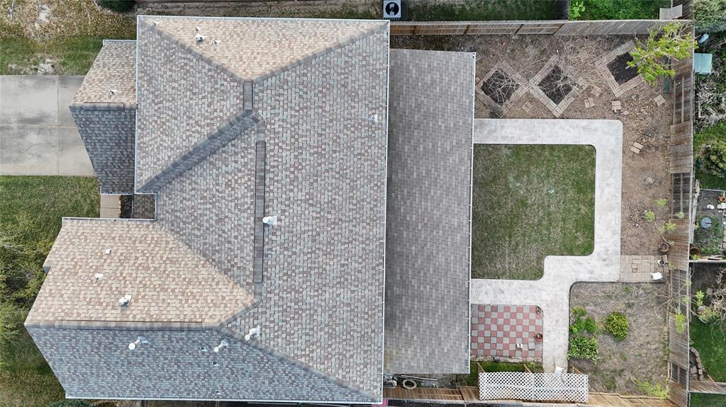 18706 Cypress Lake Village Drive, Cypress, Texas image 3