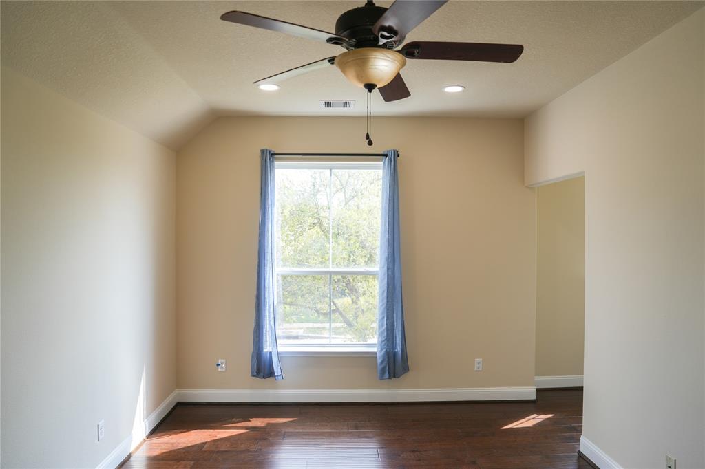 18706 Cypress Lake Village Drive, Cypress, Texas image 17