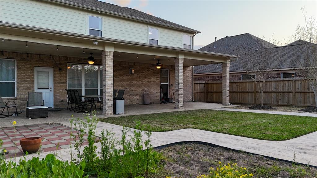 18706 Cypress Lake Village Drive, Cypress, Texas image 20