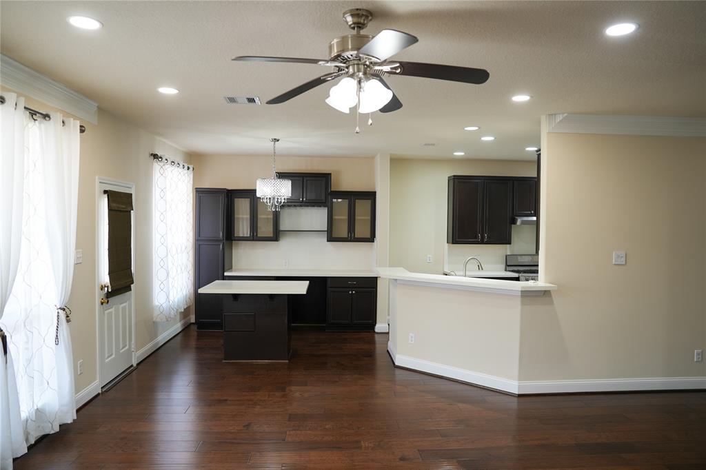 18706 Cypress Lake Village Drive, Cypress, Texas image 6