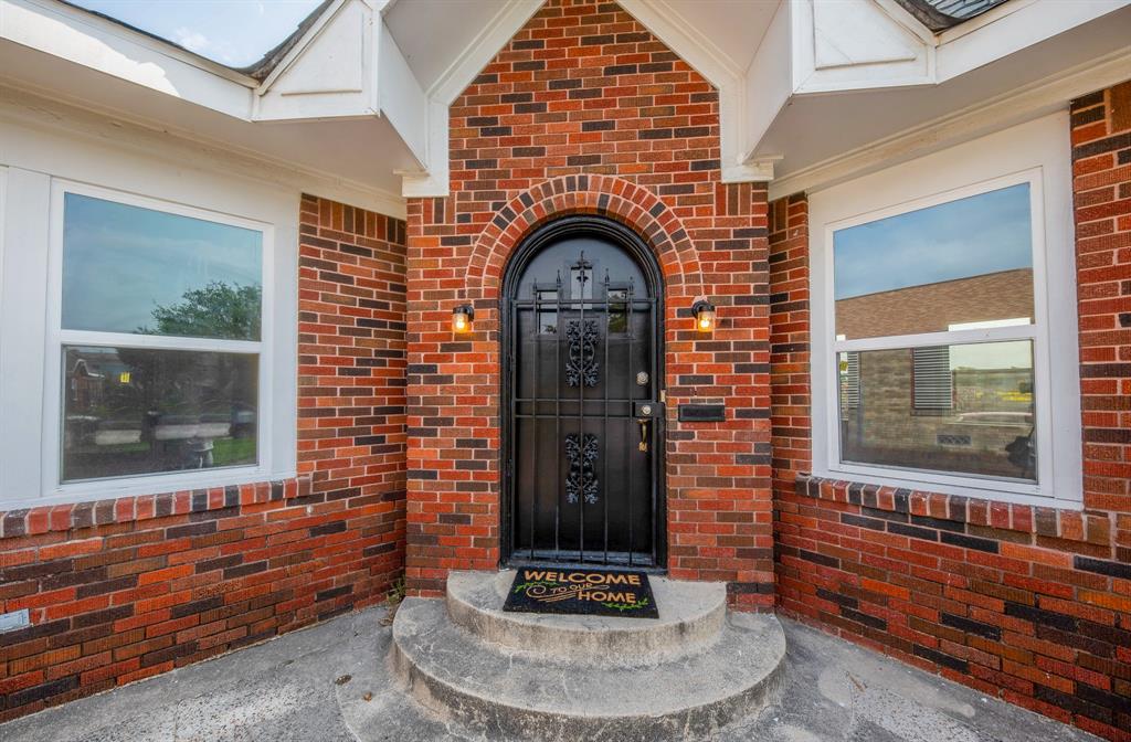4302 Avenue N 1/2, Galveston, Texas image 1