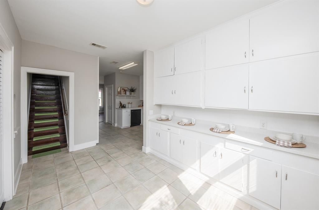 4302 Avenue N 1/2, Galveston, Texas image 17