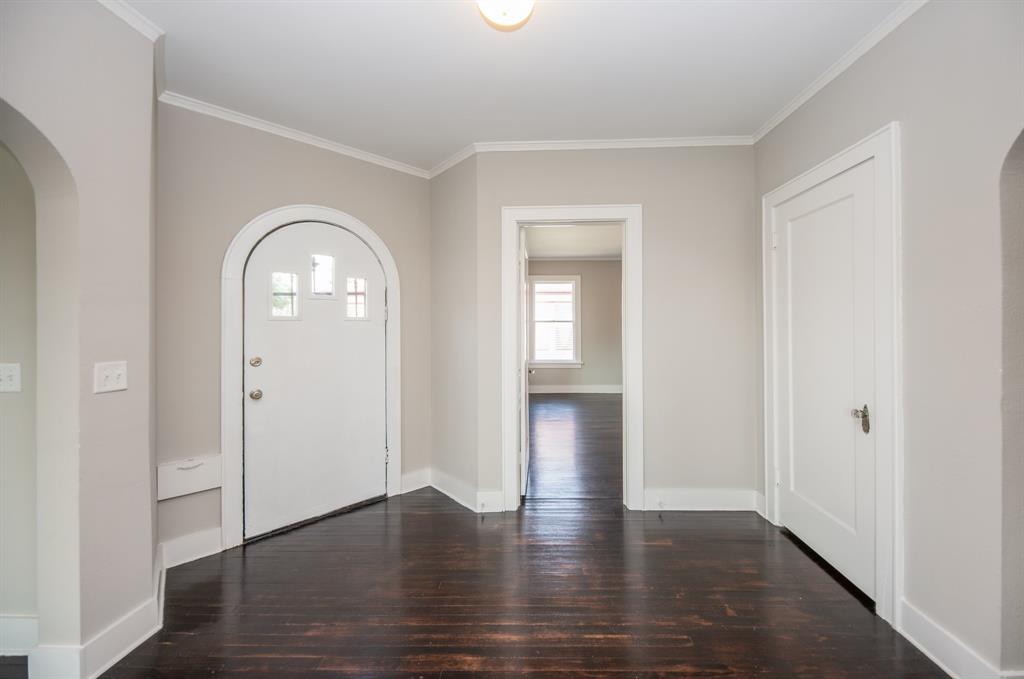 4302 Avenue N 1/2, Galveston, Texas image 3