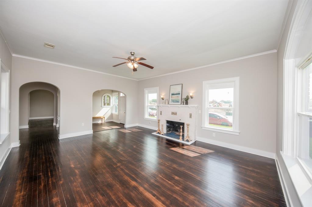 4302 Avenue N 1/2, Galveston, Texas image 6