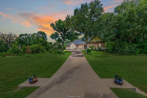 A home in Iola