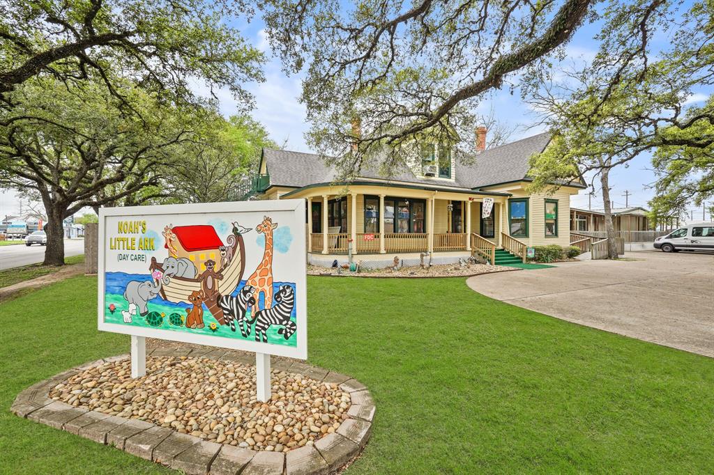 1030 4th Street, Rosenberg, Texas image 3
