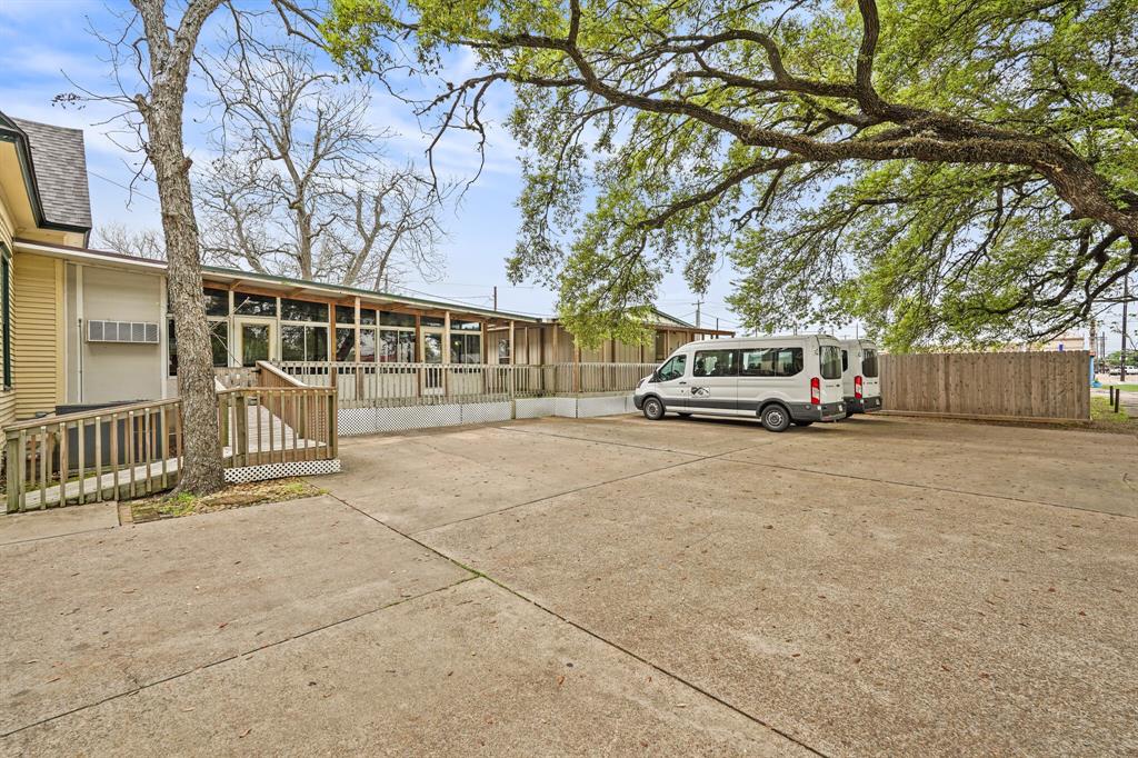1030 4th Street, Rosenberg, Texas image 6